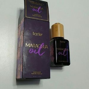 Tarte Maracuja oil hydrating face